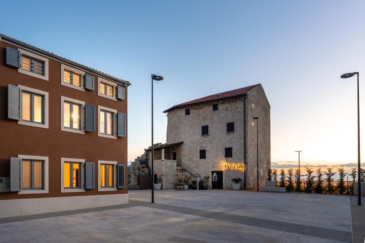Tramontana *